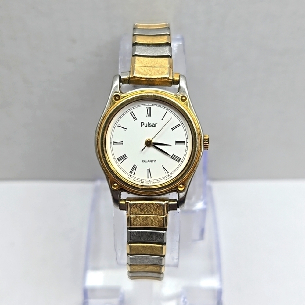 Womens Vintage Pulsar By Seiko Watch Gold Silver Tone Y481-0720 New Battery